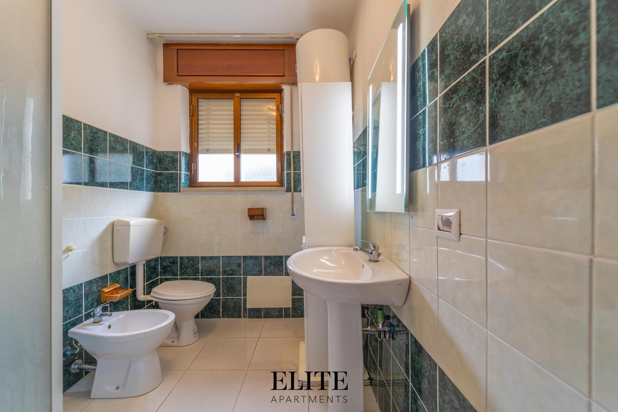 B&B My Home Al Centro Di Olbia Buitenkant foto