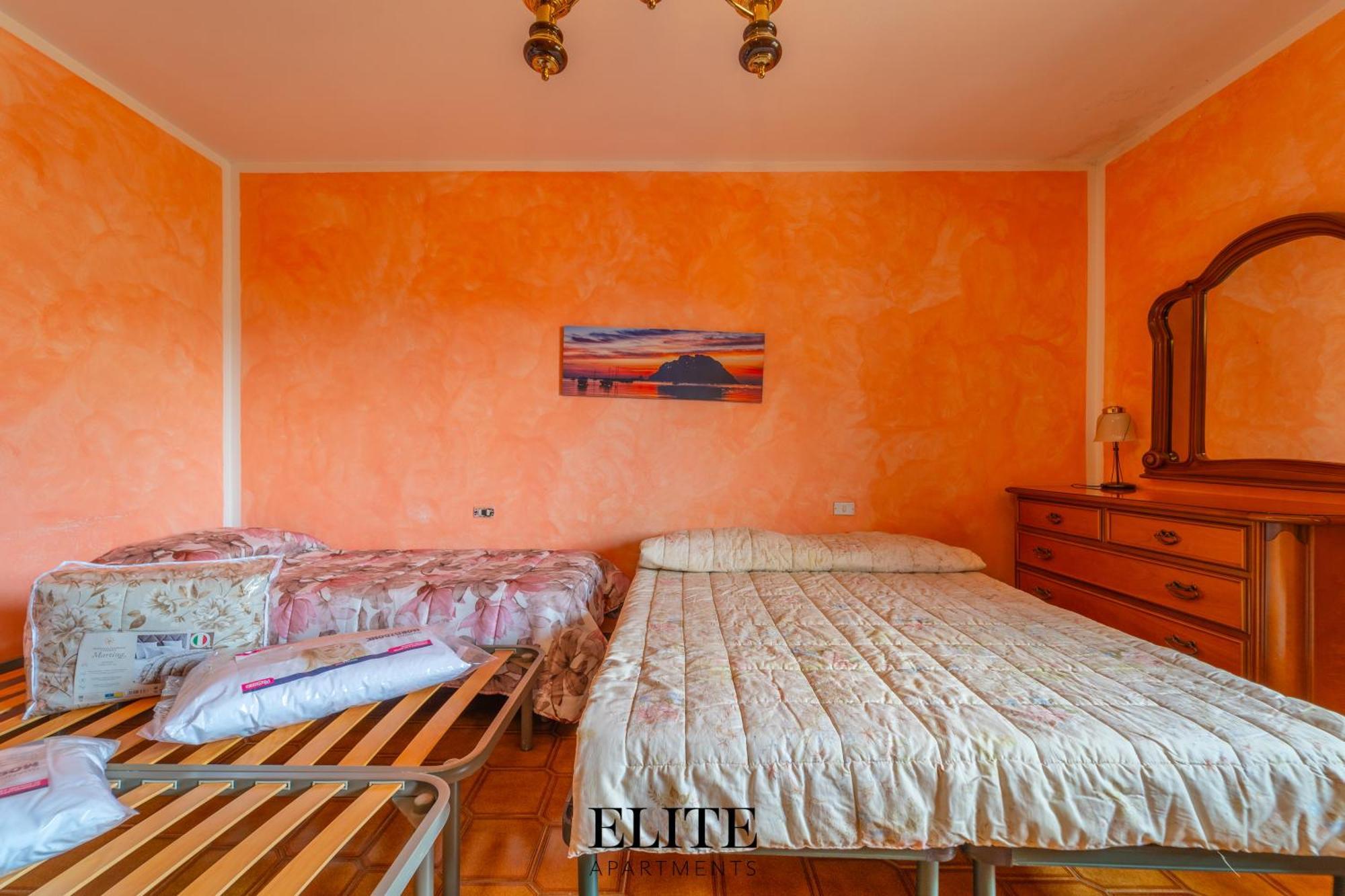 B&B My Home Al Centro Di Olbia Buitenkant foto