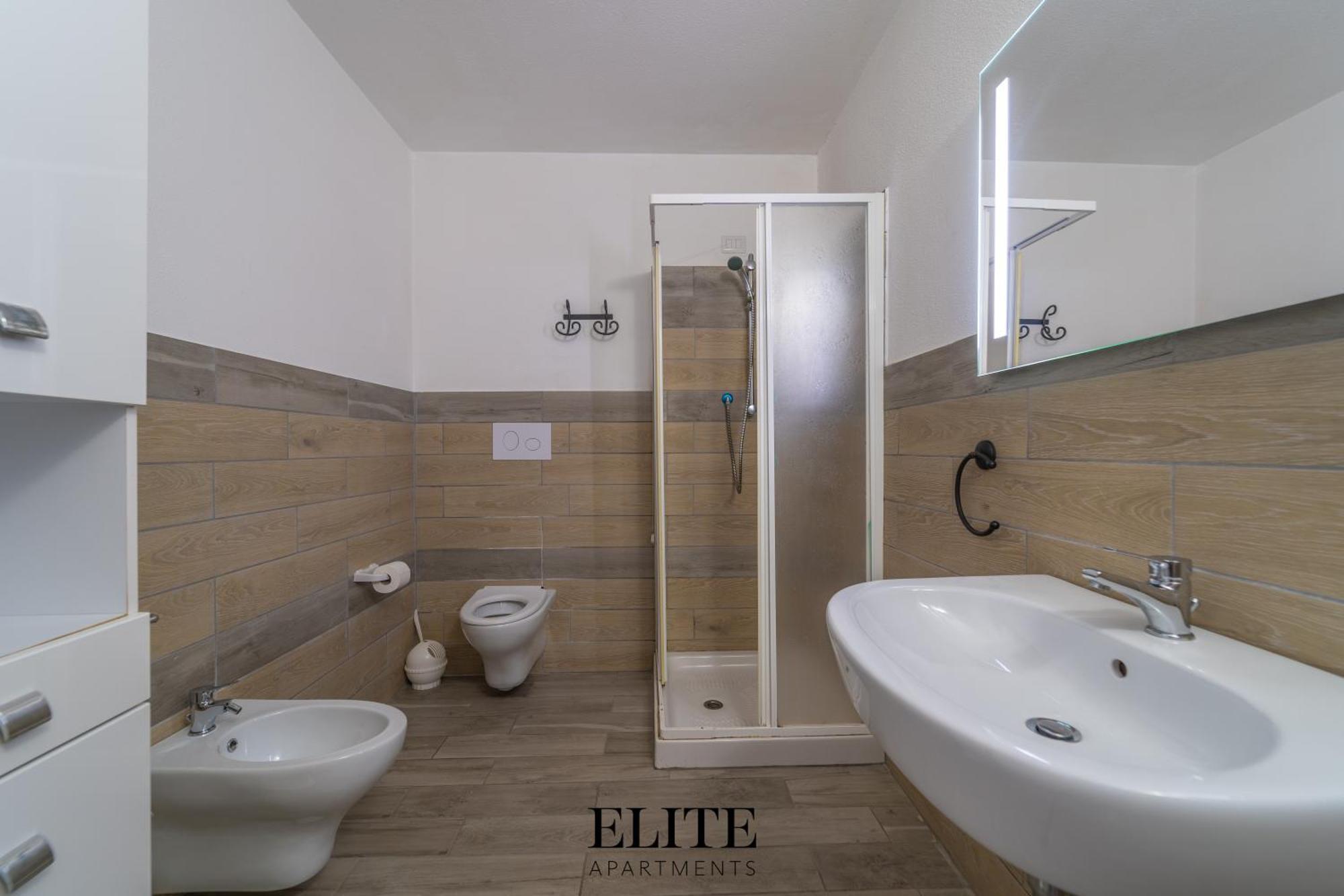 B&B My Home Al Centro Di Olbia Buitenkant foto