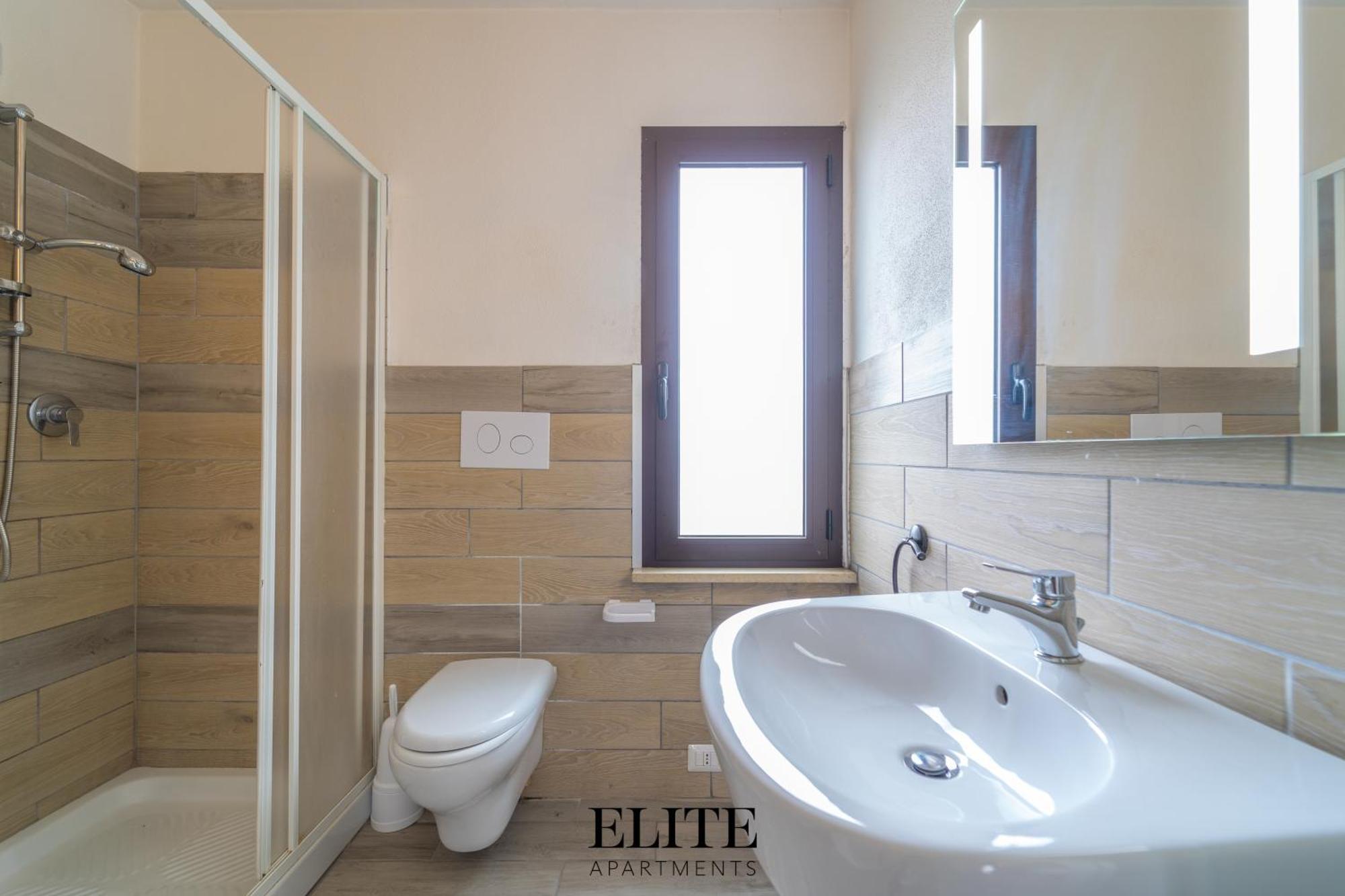 B&B My Home Al Centro Di Olbia Buitenkant foto