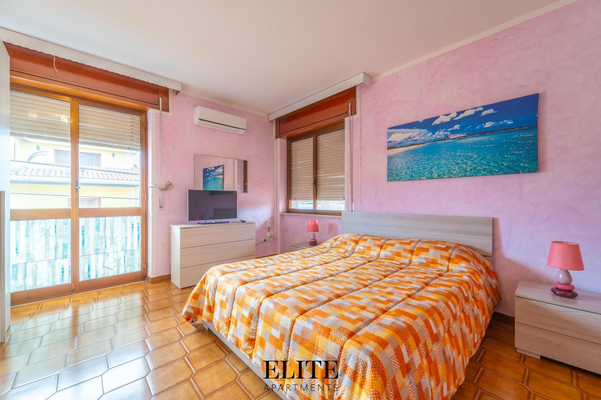 B&B My Home Al Centro Di Olbia Buitenkant foto